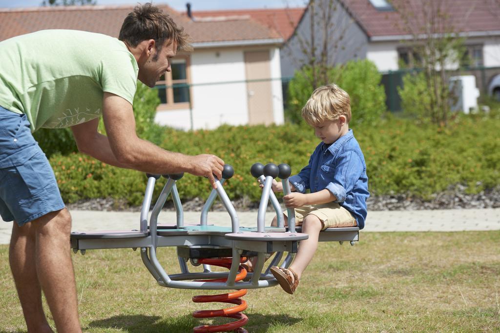 Zeepark Haerendycke Villa Wenduine Bagian luar foto